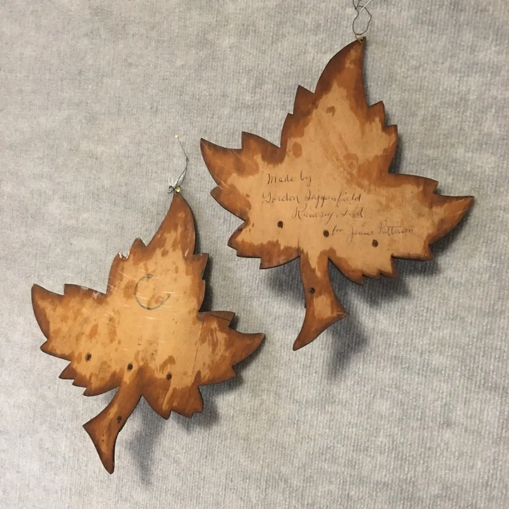 Vintage Handmade Wooden Maple Leaf Wall Floating Shelves - Brown Set of 2